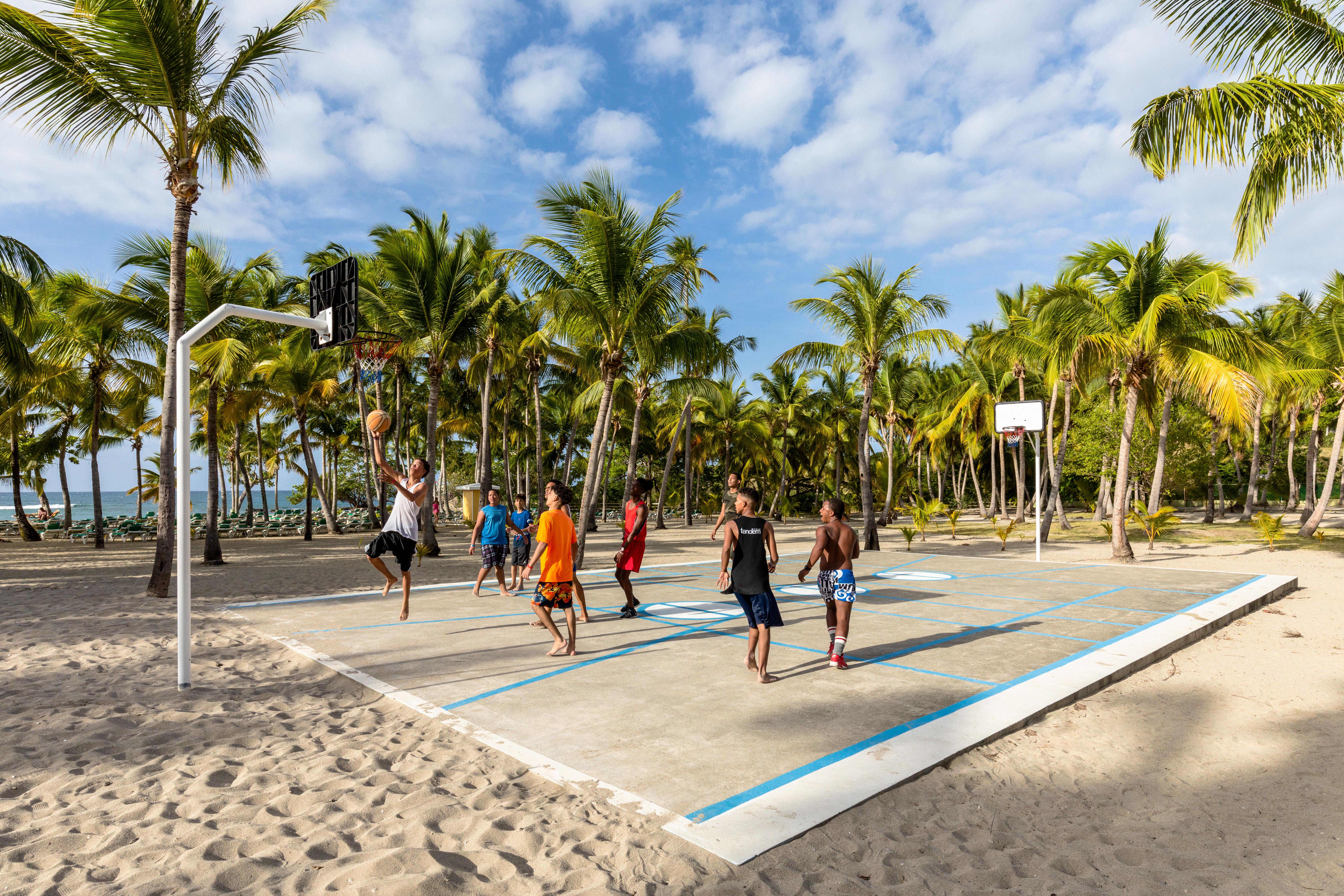Playabachata Resort Puerto Plata Exterior foto Basketball in San Andres Island
